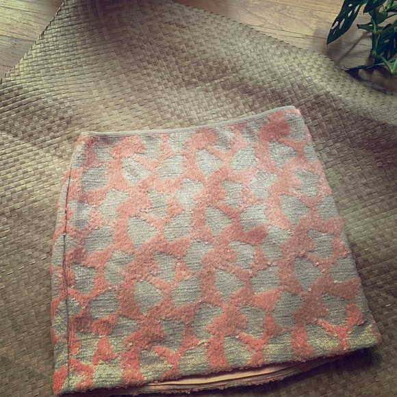 Banana Republic Dresses & Skirts - Party skirt!